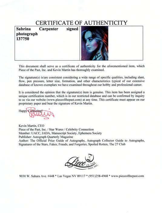 Certificate of authenticity – Sabrina Carpenter – Sabrina Carpenter signed photograph